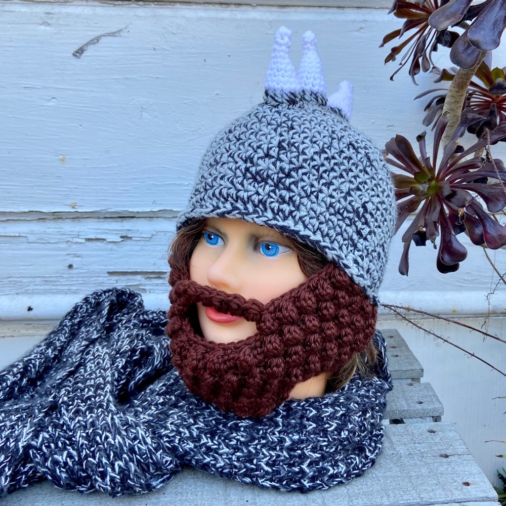 🌠3X HP🌠Crocheted beanie with short beard